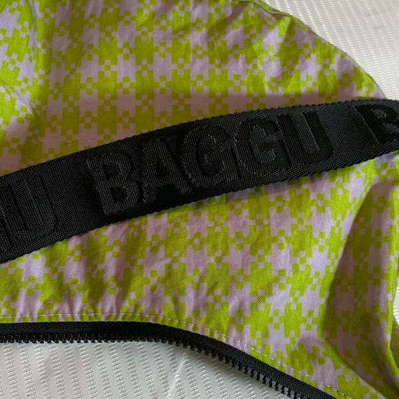 Baggu Lime Green and Lavender Pixel Pattern Crossbody Bag. - Picture 2 of 8